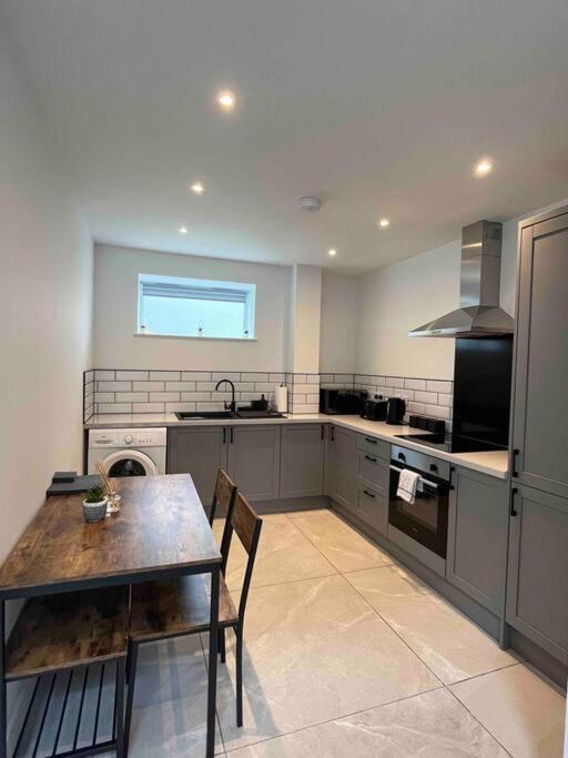 Entire Property In Downham Market, Serviced Accomodation Apartment Екстериор снимка